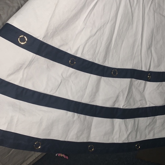 EUC Skirt Tiered Cache size 6 - Picture 3 of 5